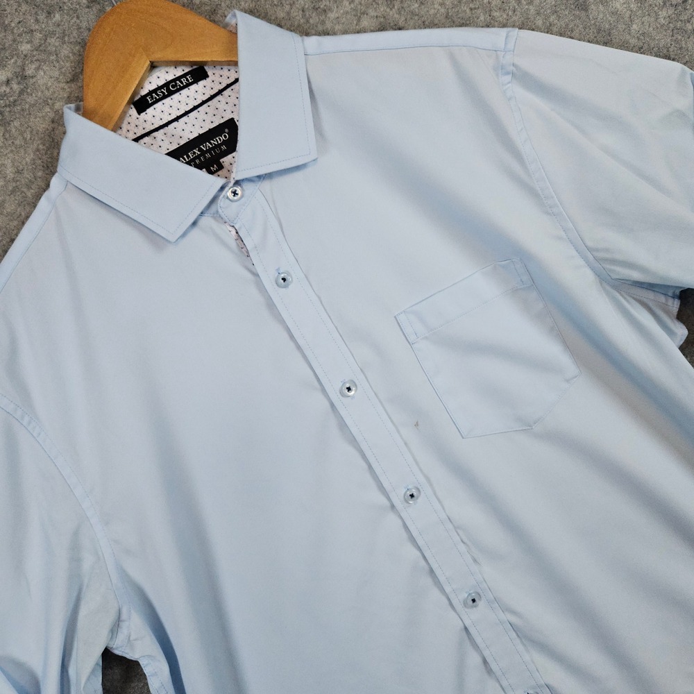 Alex Vando‎ Premium Men's Light Blue Button Up Shirt Size M Bamboo Blend  FLAWS
